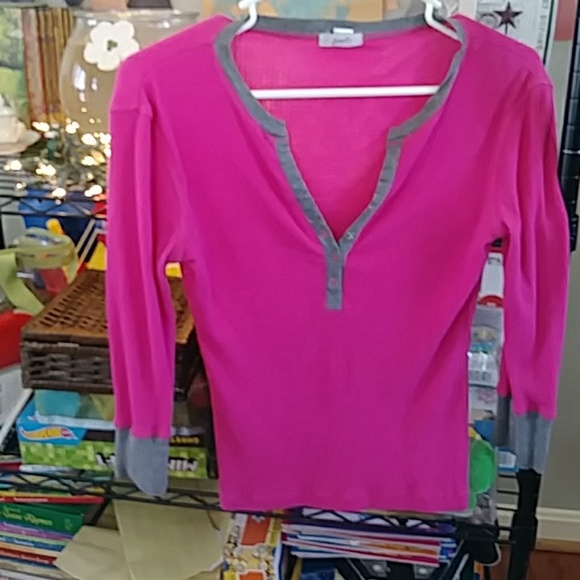 Top - Picture 5 of 6